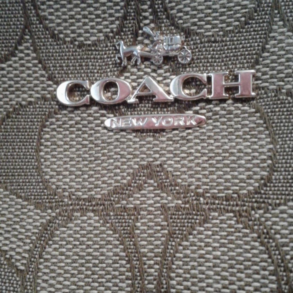Coach cross shoulder purse - Picture 2 of 4